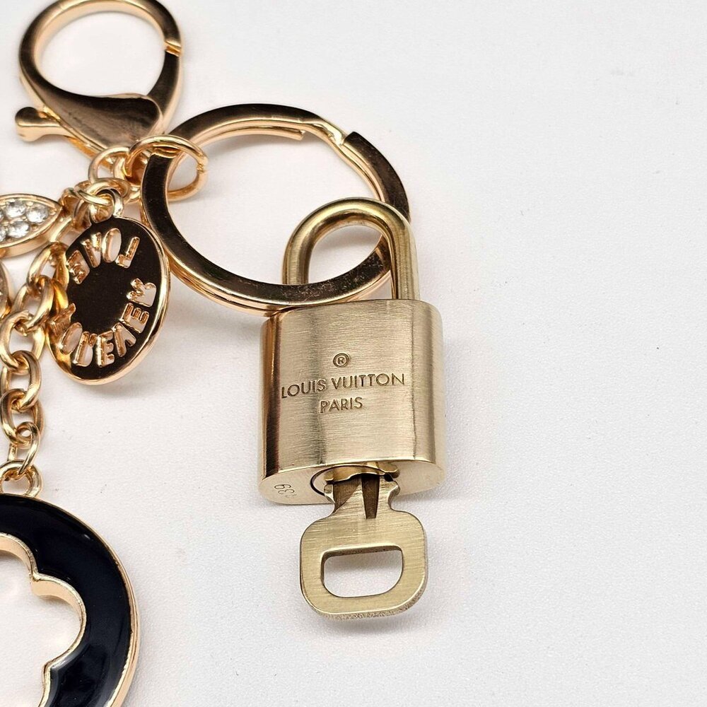 Louis Vuitton Authentic Gold Lock 🔒 Unbranded Flower Keychain Charm for Bags - Picture 6 of 7